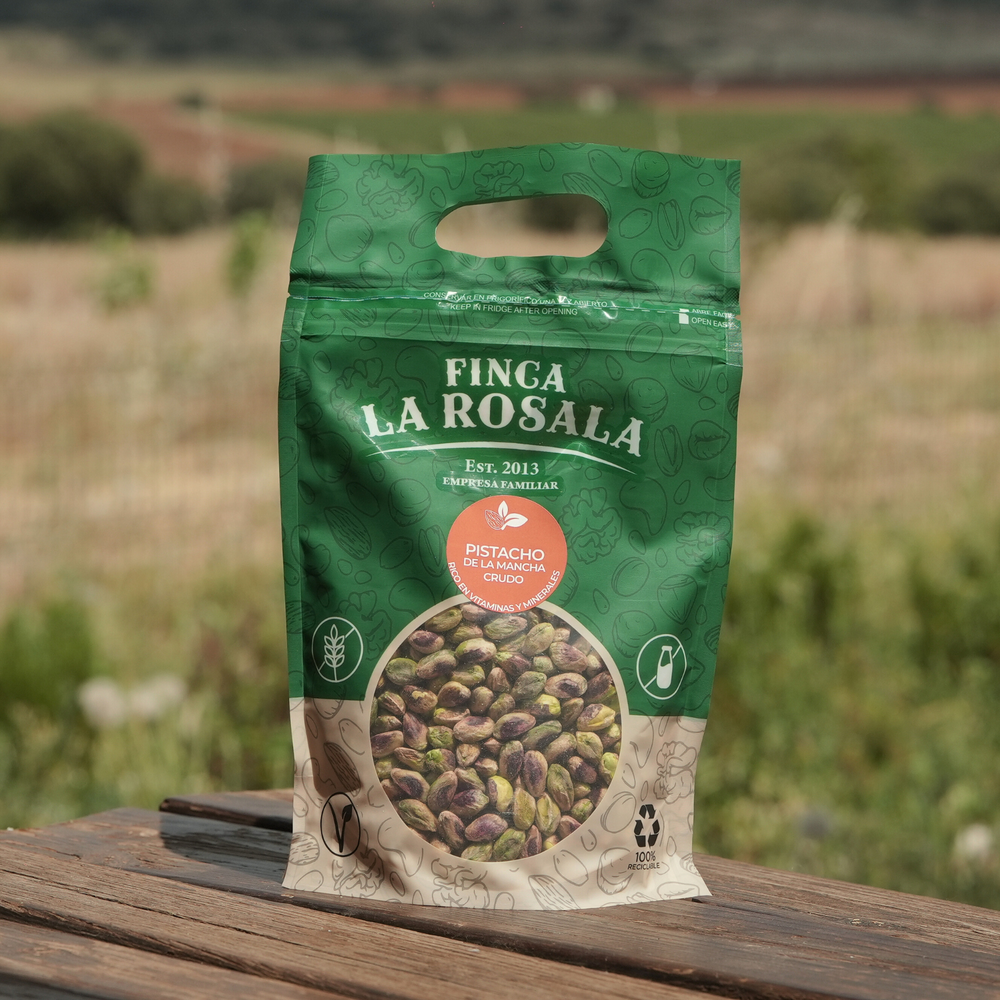 
                  
                    Raw pistachio grain from La Mancha (Rich in vitamins and minerals)
                  
                